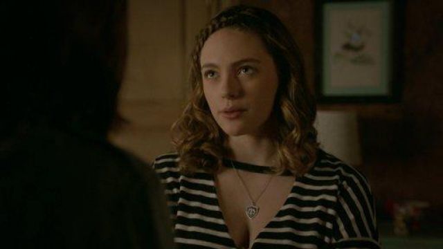 Necklace of Hope Mikaelson (Danielle Rose Russell) in The Originals (S05E01)
