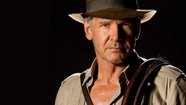 Fouet (avec boucle d'attache ceinture) de Indiana Jones (Harrison Ford) dans Indiana Jones et la dernière croisade