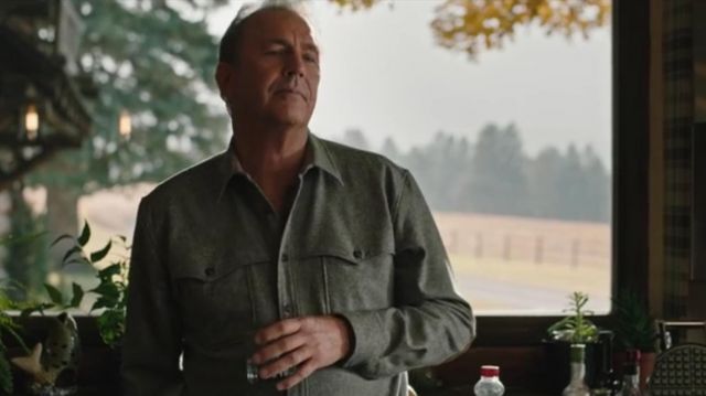 Gris Flanelle porté par John Dutton (Kevin Costner) à Yellowstone (S02E05)