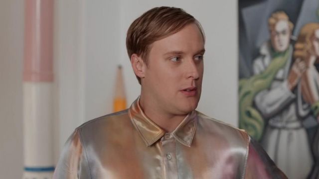 Tie Dye Pajamas of Elliott Goss (John Early) in Search Party (S04E04)