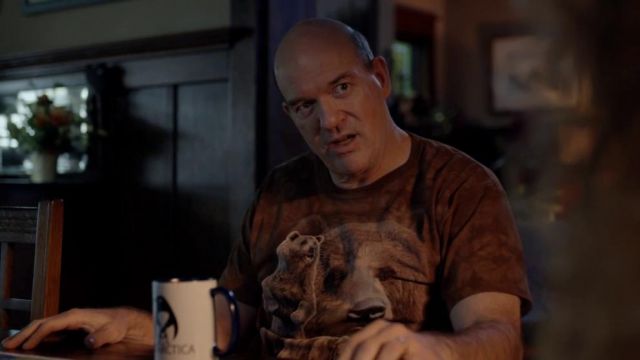Brown bears T-Shirt worn by Rick Legarski (John Carroll Lynch) in Big Sky TV series (Season 1 Episode 3)