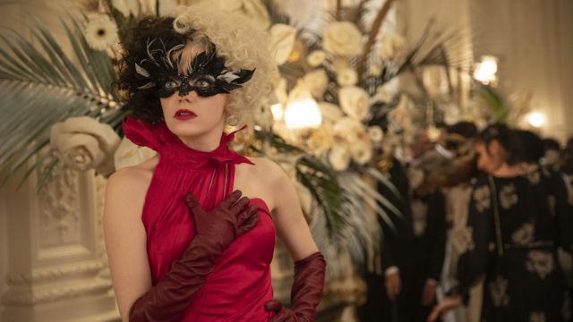 Red dress worn by Estella / Cruella de Vil (Emma Stone) in Cruella movie