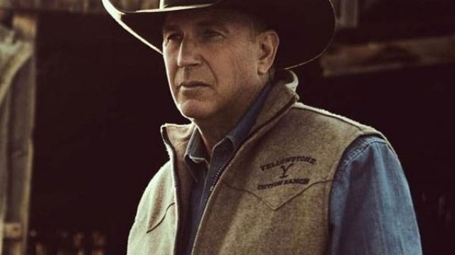 Kevin Costner Yellowstone S03 Brown Vest de John Dutton (Kevin Costner) dans Yellowstone (S03E02)