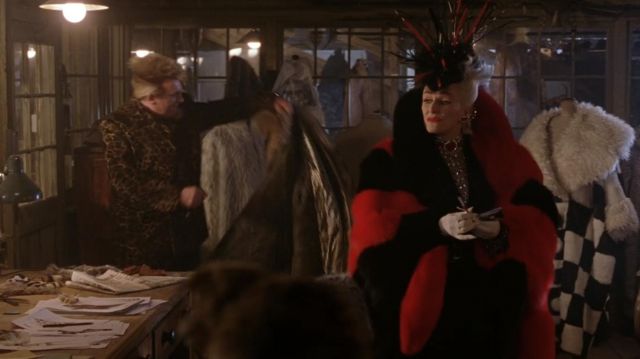 Red And Black Fur Coat worn by Curella DeVil (Glenn Close) as seen in 101 Dal­ma­tians movie