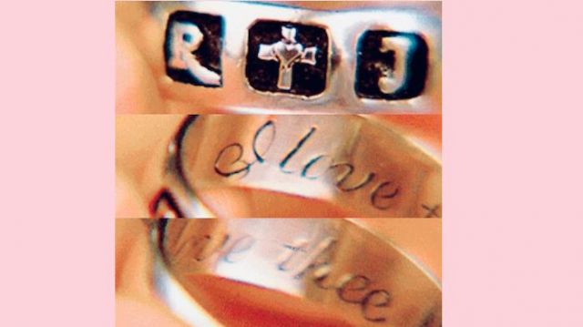 The R+J wedding ring "I Love Thee" worn by Romeo (Leonardo DiCaprio) in the movie Romeo + Juliet