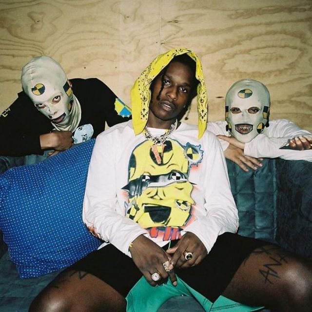 The t-shirt worn by A $ AP Rocky on the account Instagram @Asapmob