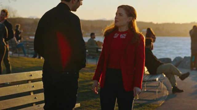 Zoey's Red Blazer (Jane Levy) en Zoey y su increíble playlist (S02E13)