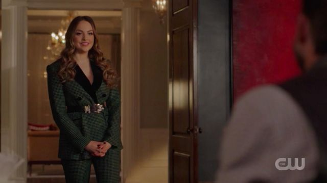 Green Houndstooth Trousers of Fallon Carrington (Elizabeth Gillies) in Dynasty (S04E06)