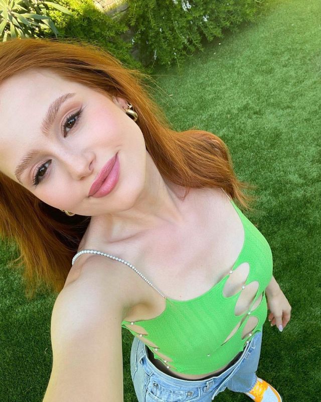 Green Cut-Out Top worn by Madelaine Petsch on the Instagram account @madelame