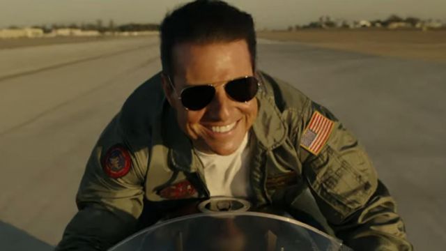 Pilot Aviator Sunglasses worn by Maverick (Tom Cruise) as seen in Top Gun: Maverick