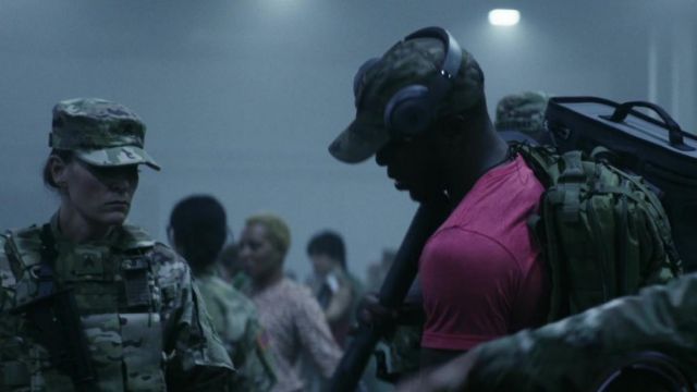 Beats by Dre used by Dorian (Edwin Hodge) in The Tomorrow War movie