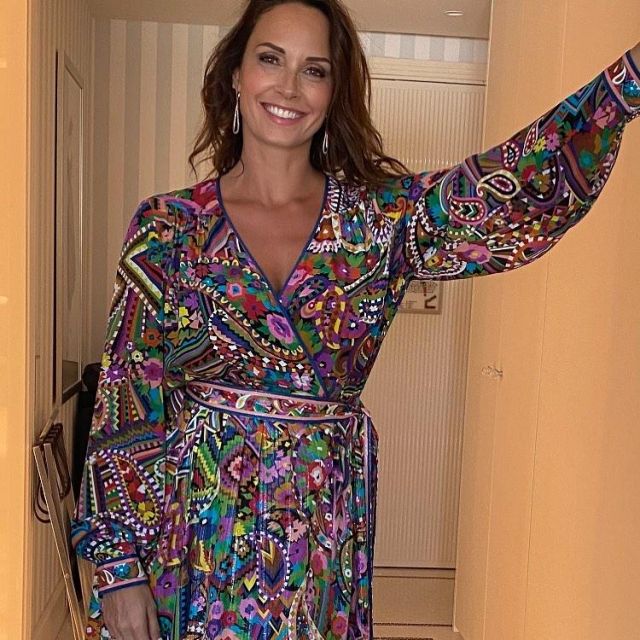 The long printed dress of Julia Vignali on his account Instagram @juliavignali