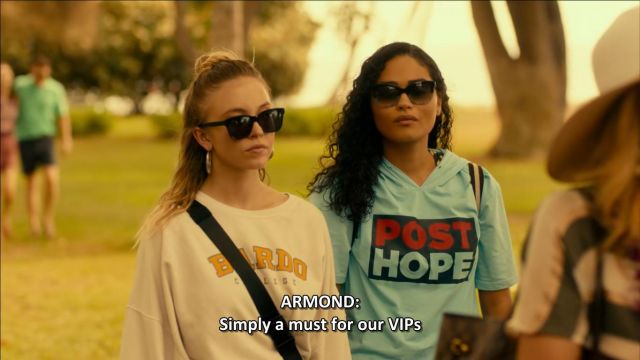 Post Hope T-Shirt worn by Paula (Brittany O'Grady) in The White Lotus (S01E01) TV series
