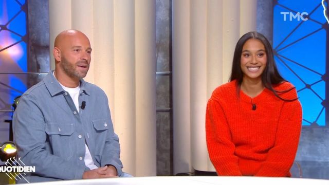 The orange knit sweater Claudie Pierlot worn by Laetitia Kerfa from the series Validated in the Daily show of September 30, 2021