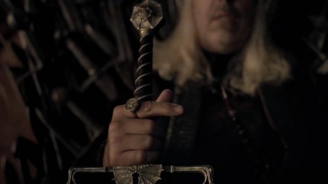 Targaryen Dragon gold ring worn by Viserys Targaryen (Paddy Considine) as seen in House of the Dragon Tv series (Season 1)