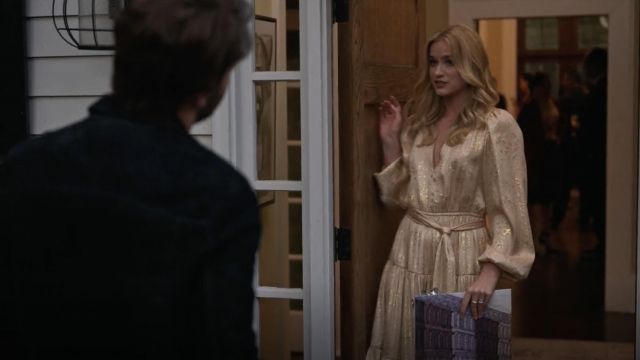 Ulla Johnson Helena Dress worn by Jenny Banks (Elizabeth Lail) as seen in Ordinary Joe TV series outfits (Season 1 Episode 3)