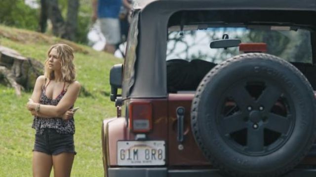 Billabong Lite Hearted Denim Short worn by Allison (Madison Iseman) as seen in I Know What You Did Last Summer Outfits (S01E03)