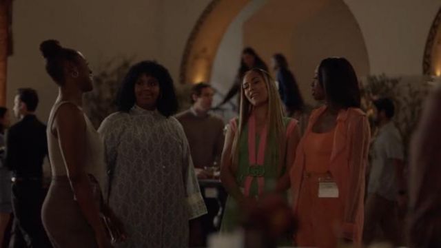 Gucci Robe en Jersey Avec Ceinture Gg En Vert porté par Tiffany DuBois (Amanda Seales) comme on le voit dans les tenues d&#39;émission de télévision Insécurisées (S05E01)