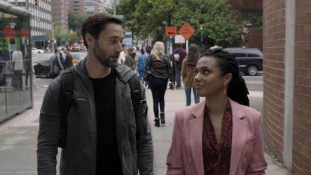 Veronica Beard Odile Sateen-Twill Dickey Jacket worn by Dr. Helen Sharpe (Freema Agyeman) as seen in New Amsterdam TV series outfits (S04E07)