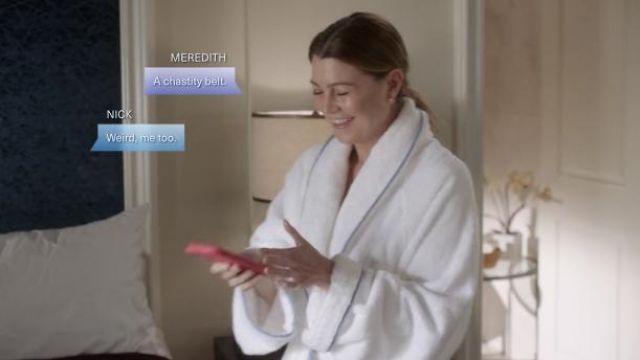 Matouk Cairo Robe in White/Azure Blue worn by Dr. Meredith Grey (Ellen Pompeo) as seen in Grey's Anatomy TV show wardrobe (S18E05)