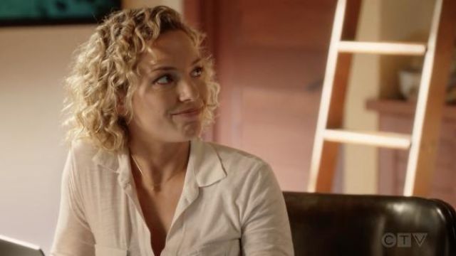 James Perse Sheer Panel White Shirt worn by Juliet Higgins (Perdita Weeks) as seen in Magnum P.I. TV show wardrobe (S04E06)