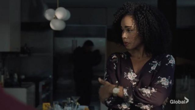 Velvet by Graham & Spencer Jazzy Floral Print V Neck Top worn by Special Agent Sheryll Barnes (Roxy Sternberg) in FBI: Most Wanted TV show (S03E07)