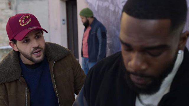 The cap of the Cleveland Cavaliers worn by Zak (Walid Ben Mabrouk) in Christmas Flow (S01E03)