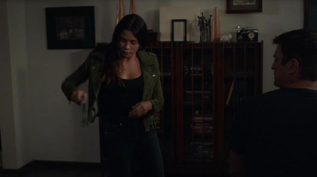 Bailey Nune's (Jenna Dewan) Blank NYC Green Suede Jacket en The Rookie, the Los Angeles Cop (S04E03)