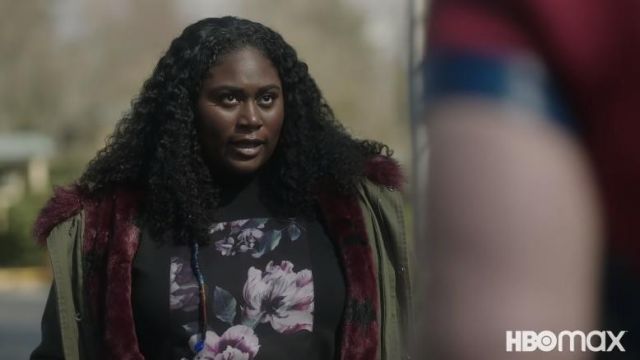 Floral Black Tee worn by Leota Adebayo (Danielle Brooks) as seen in Peacemaker TV show outfits (Season 1)