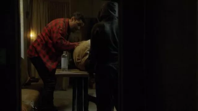 Levi's Men's Buffalo Plaid Flannel Shirt worn by Tyson (Rob Collins) as seen in Firebite TV show (S01E02)