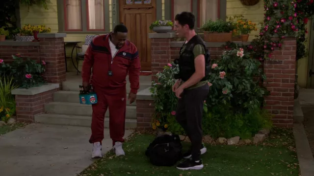 Sergio Tacchini Tracksuit in burgundy worn by Calvin (Cedric the Entertainer) as seen in The Neighborhood Outfits (S04E11)