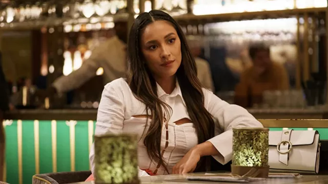 Jacquemus White Blouse Shirt worn by Stella Cole (Shay Mitchell) as seen in Dollface TV series wardrobe (Season 2 Episode 2)