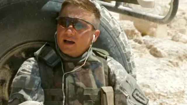 Oakley M Frame Sweep sunglasses worn by Staff Sergeant William James (Jeremy Renner) as seen in The Hurt Locker movie outfits
