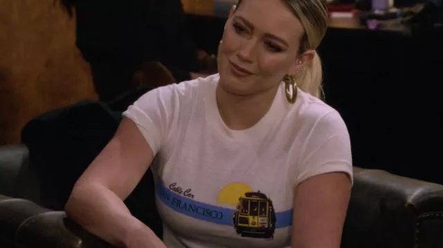 San Francisco Cable Car T-Shirt worn by Sophie (Hilary Duff) in How I Met Your Father TV show wardrobe (Season 1 Episode 5)