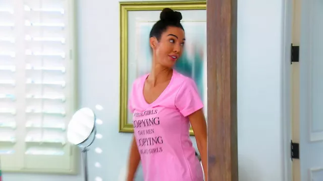 White Girls Copying Gay Men Copying Black Girls Pink Tee worn by Heather Dubrow in The Real Housewives of Orange County (S16E14)