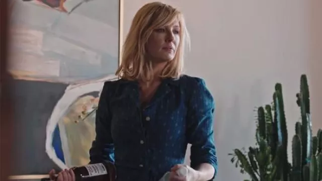 La robe chemise Intermix portée par Beth Dutton (Kelly Reilly) dans la série Yellowstone (Saison 3 Épisode 10)