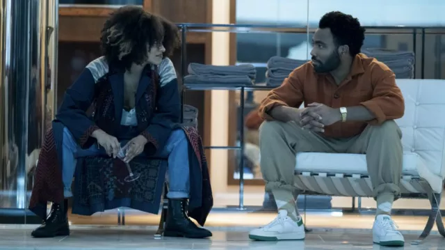Adidas Rod Laver Sneakers worn by Earnest 'Earn' Marks (Donald Glover) as seen in Atlanta TV show outfits (Season 3 Episode 3)