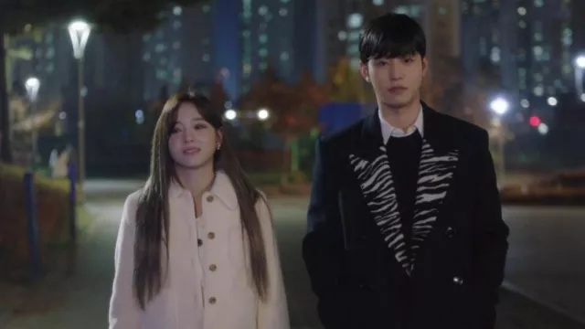 Céline Zebra revers blazer Wool Overcoar porté par Kang Tae Mu (Ahn Hyo-seop) comme vu dans Business Proposal (S01E03)