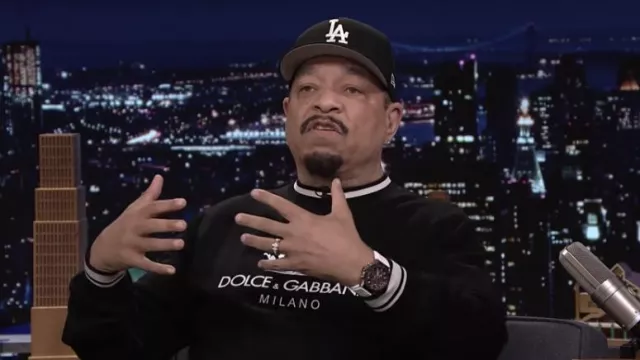 Casquette new era des Dodgers de Los Angeles en noir portée par Ice-T dans The Tonight Show avec Jimmy Fallon