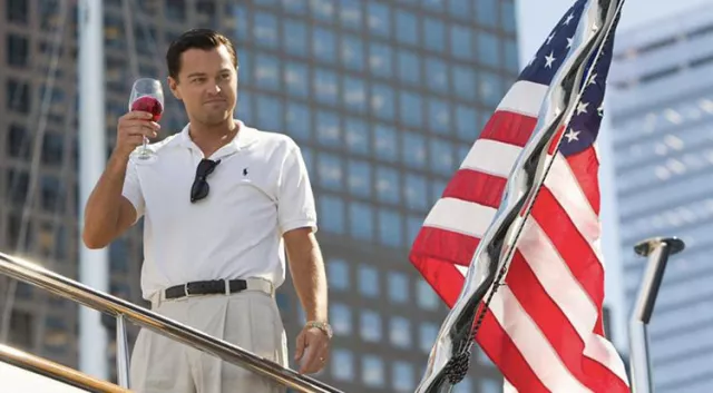 La ceinture de Jordan Belfort (Leonardo DiCaprio) dans le film Le loup de Wall Street