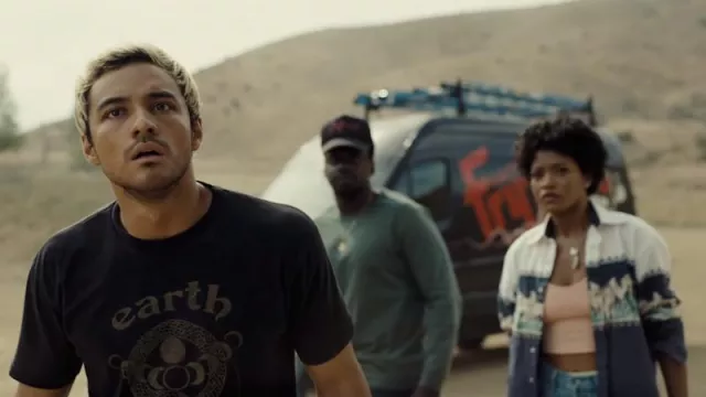 Earth Est 1989 T-shirt worn by Kevin (Brandon Perea) in Nope movie outfits