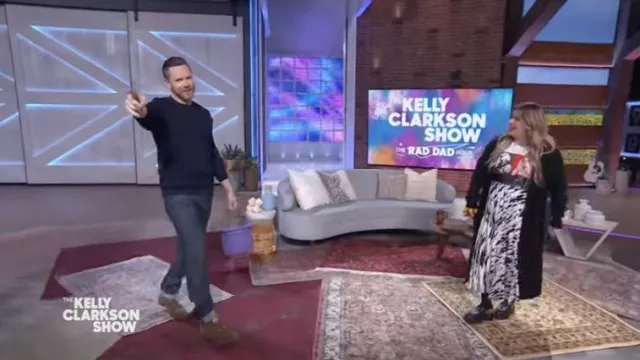 Asos satin pleated midi skirt in mono zebra print-Multi worn by Kelly Clarkson in The Kelly Clarkson Show on June 16, 2022