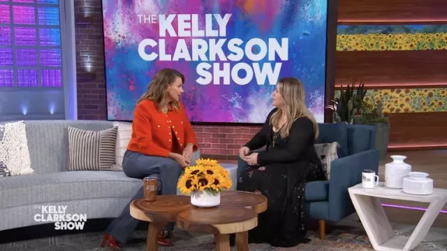 Johnny Was Clarabelle Floral Dress in black worn by Kelly Clarkson as seen in The Kelly Clarkson Show