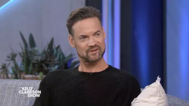 Black crew neck sweater worn by Shane West in The Kelly Clarkson Show