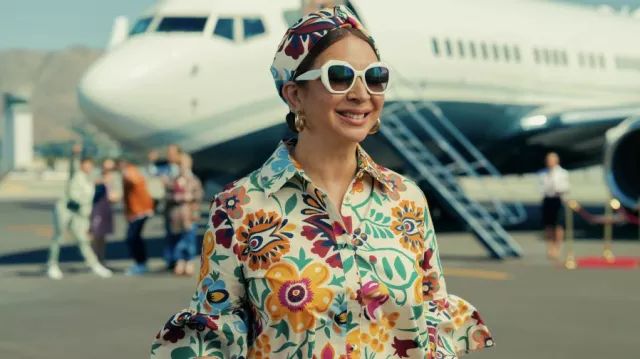 La DoubleJ Choux Floral Print Dress worn by Molly (Maya Rudolph) as seen in Loot TV series (Season 1 Episode 2)