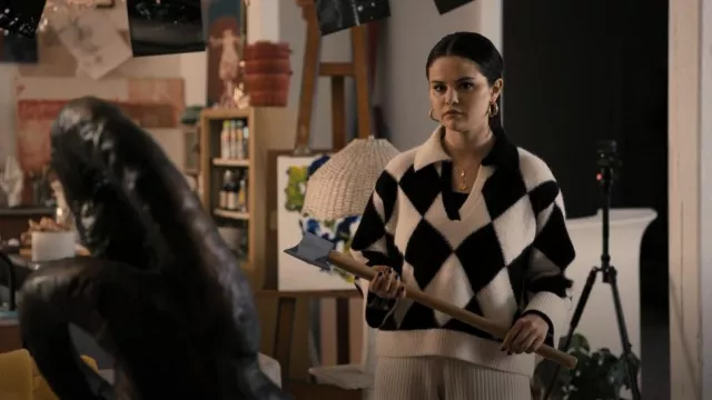 & Otras historias Suéter de punto Jacquard a cuadros usado por Mabel Mora (Selena Gomez) como se ve en Only Murders in the Building (S02E02)