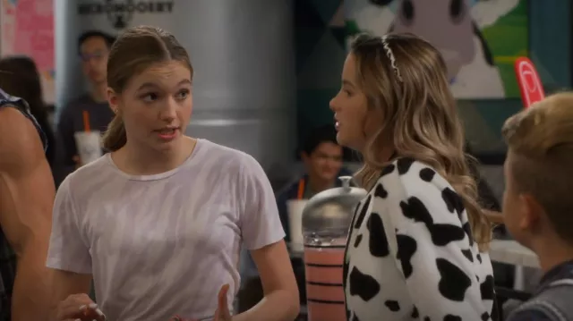 Monrow Zebra Oversized Crew Tee worn by Presley (Jayden Bartels) as seen in Side Hustle (S01E06)