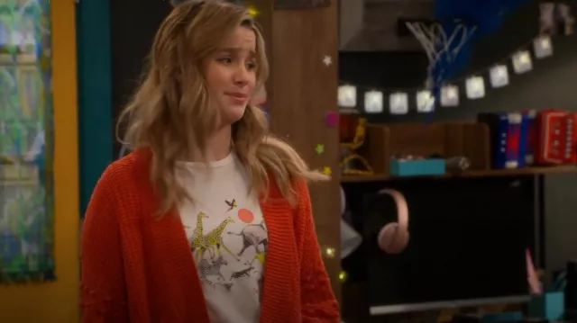 Madewell Bob­ble Cardi­gan Sweater worn by Lex (Jules LeBlanc) as seen in Side Hustle (S01E07)