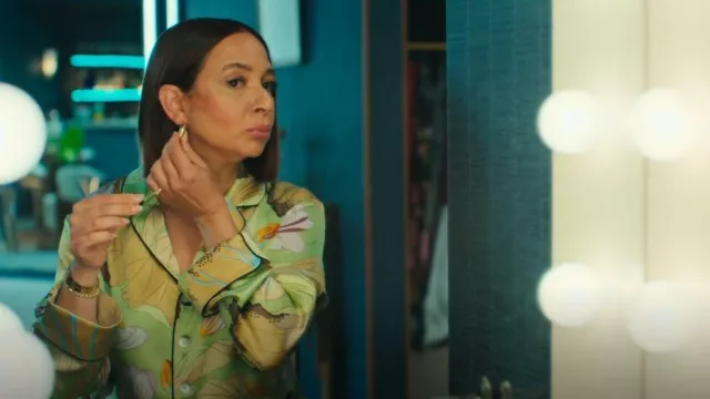 Olivia von Halle Lila Pajamas in Mint worn by Molly Novak (Maya Rudolph) as seen in Loot (S01E03)