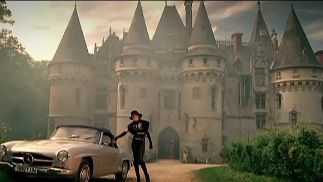 Le château de Vigny dans le clip Te Amo de Rihanna